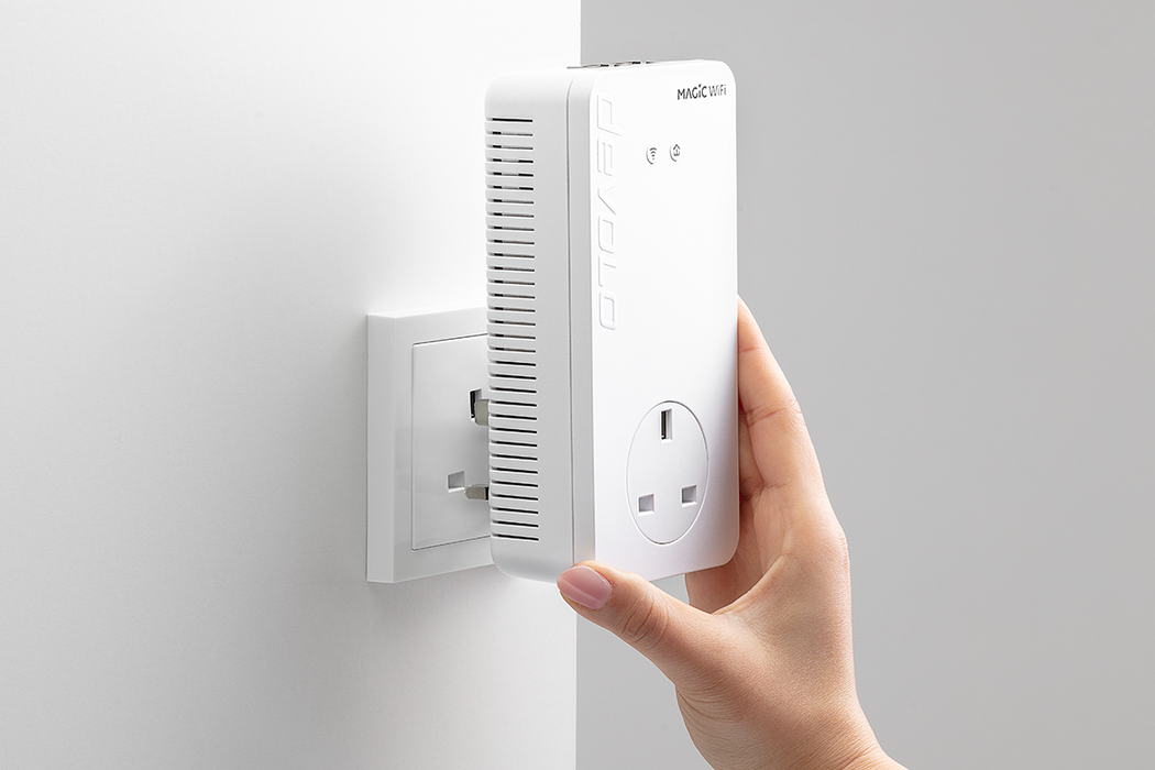 devolo powerline adapter Magic 2 WiFi next application in the socket
