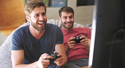 Zocken unterm Weihnachtsbaum – Geschenktipps und Gaming-Trends Zocken unterm Weihnachtsbaum – Geschenktipps und Gaming-Trends